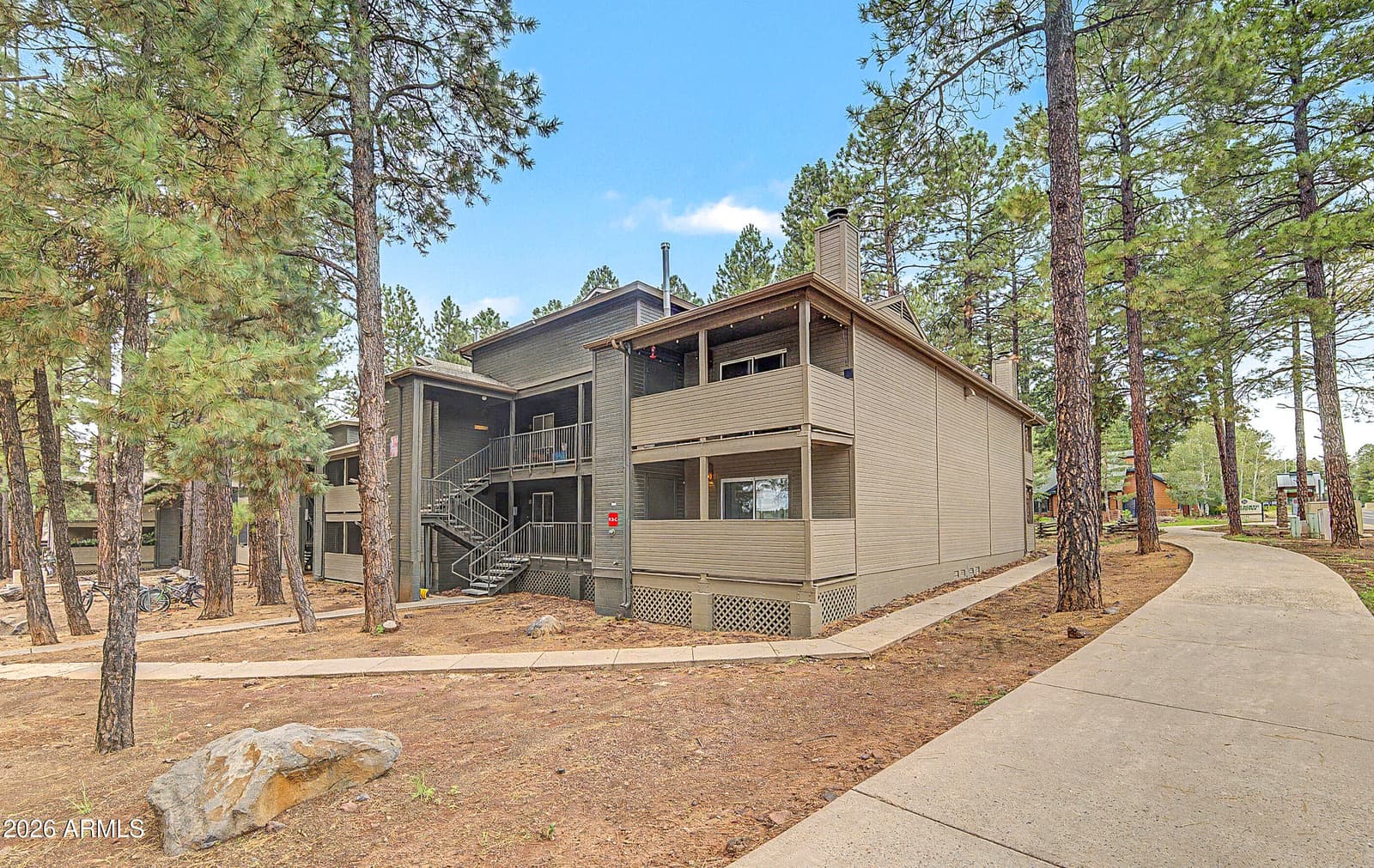 1185 W UNIVERSITY Avenue 101, Flagstaff, AZ 86001 — photo 1 of 29