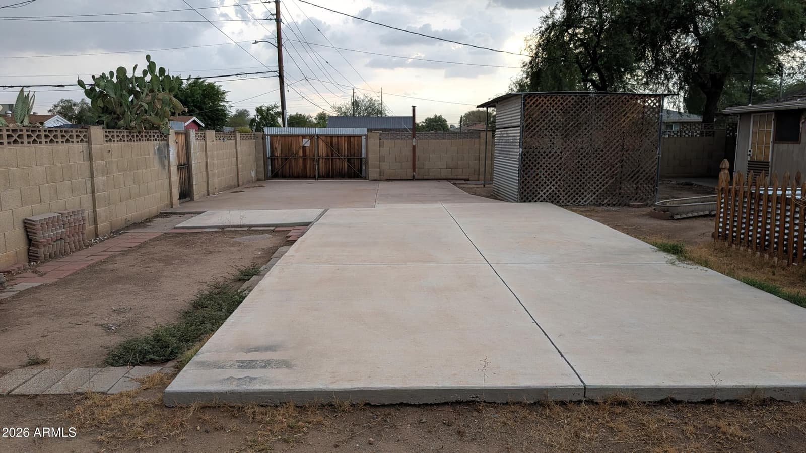 2245 W OSBORN Road, Phoenix, AZ 85015 — photo 23 of 29