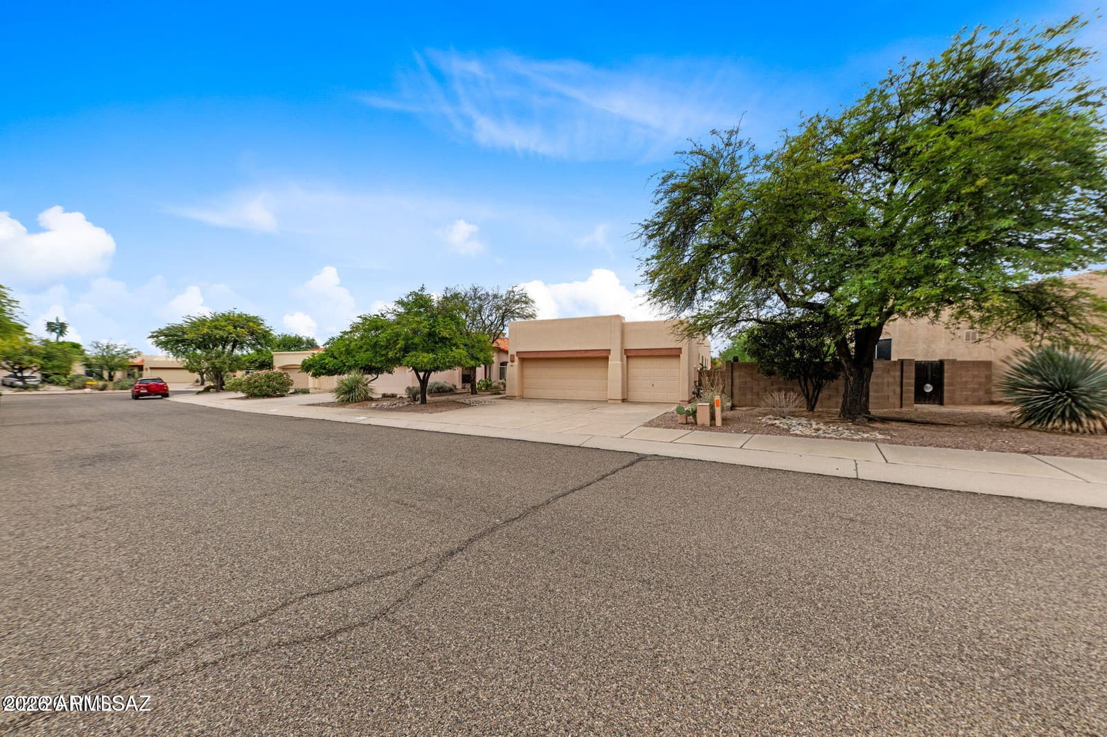 6461 N SUN BLUFF Drive, Tucson, AZ 85704 — photo 38 of 50