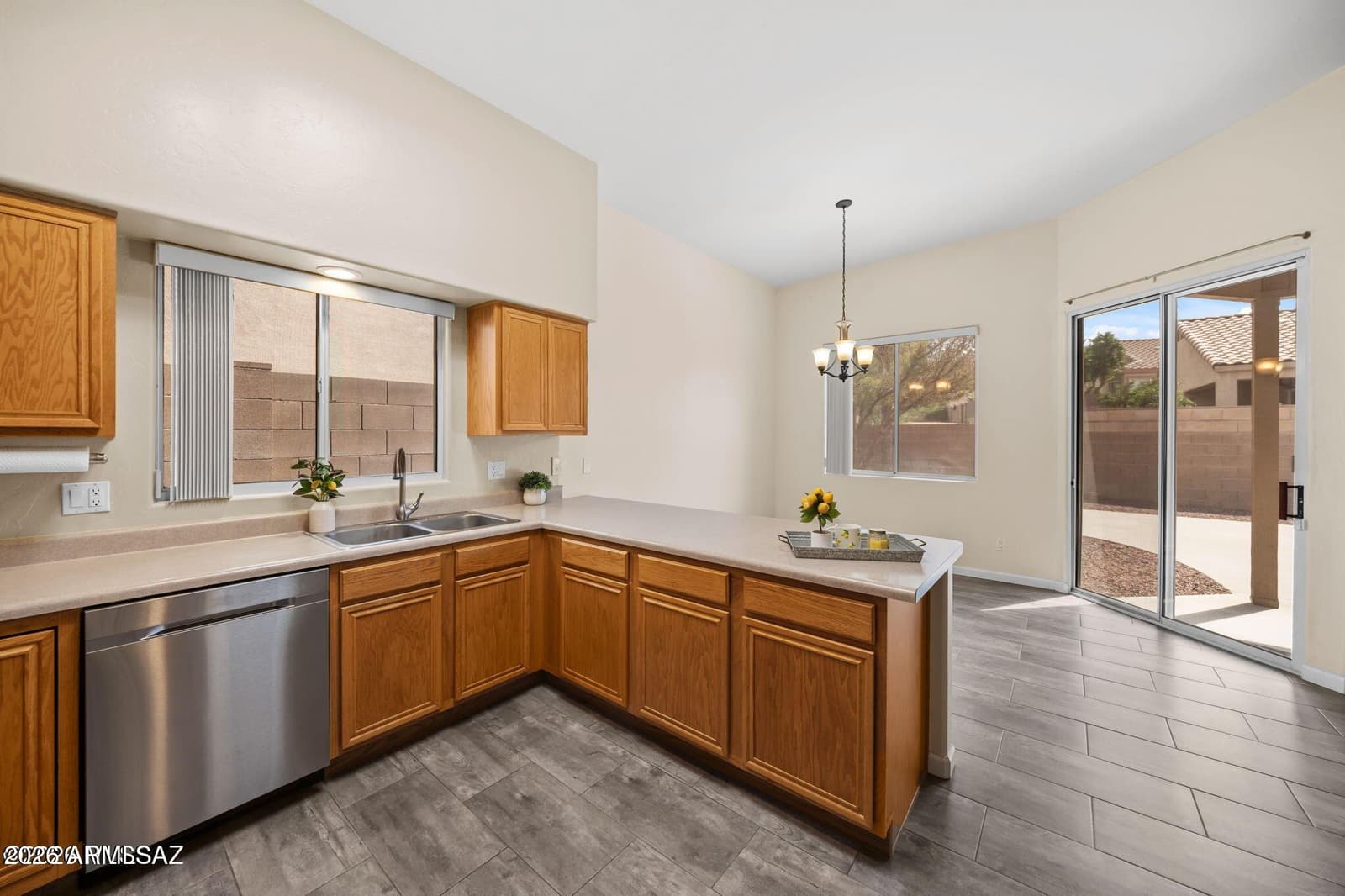 11990 N Labyrinth Drive, Oro Valley, AZ 85737 — photo 15 of 43
