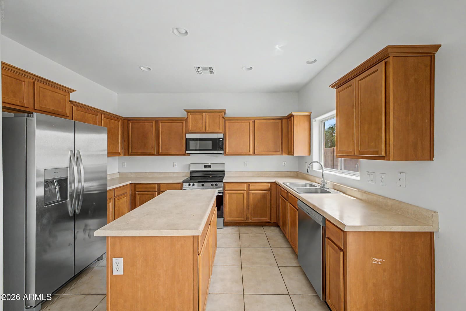 42989 W MARTIE LYNN Road, Maricopa, AZ 85138 — photo 11 of 36