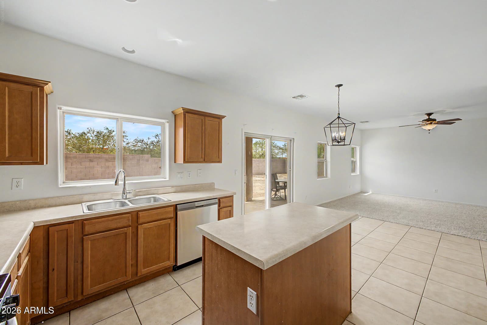 42989 W MARTIE LYNN Road, Maricopa, AZ 85138 — photo 12 of 36