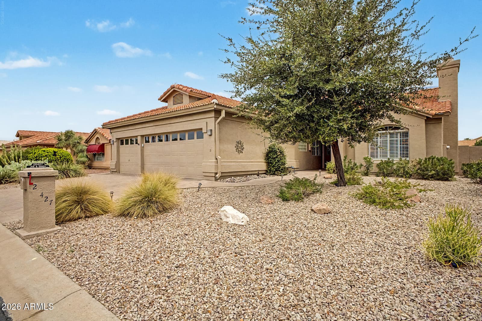 26427 S FLAME TREE Drive, Sun Lakes, AZ 85248 — photo 1 of 50