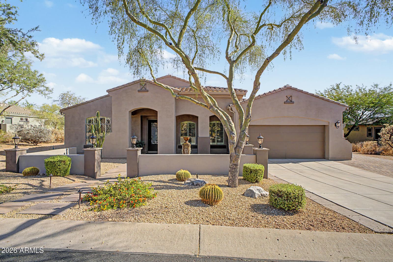 8721 E Nance Street, Mesa, AZ 85207 — photo 8 of 61