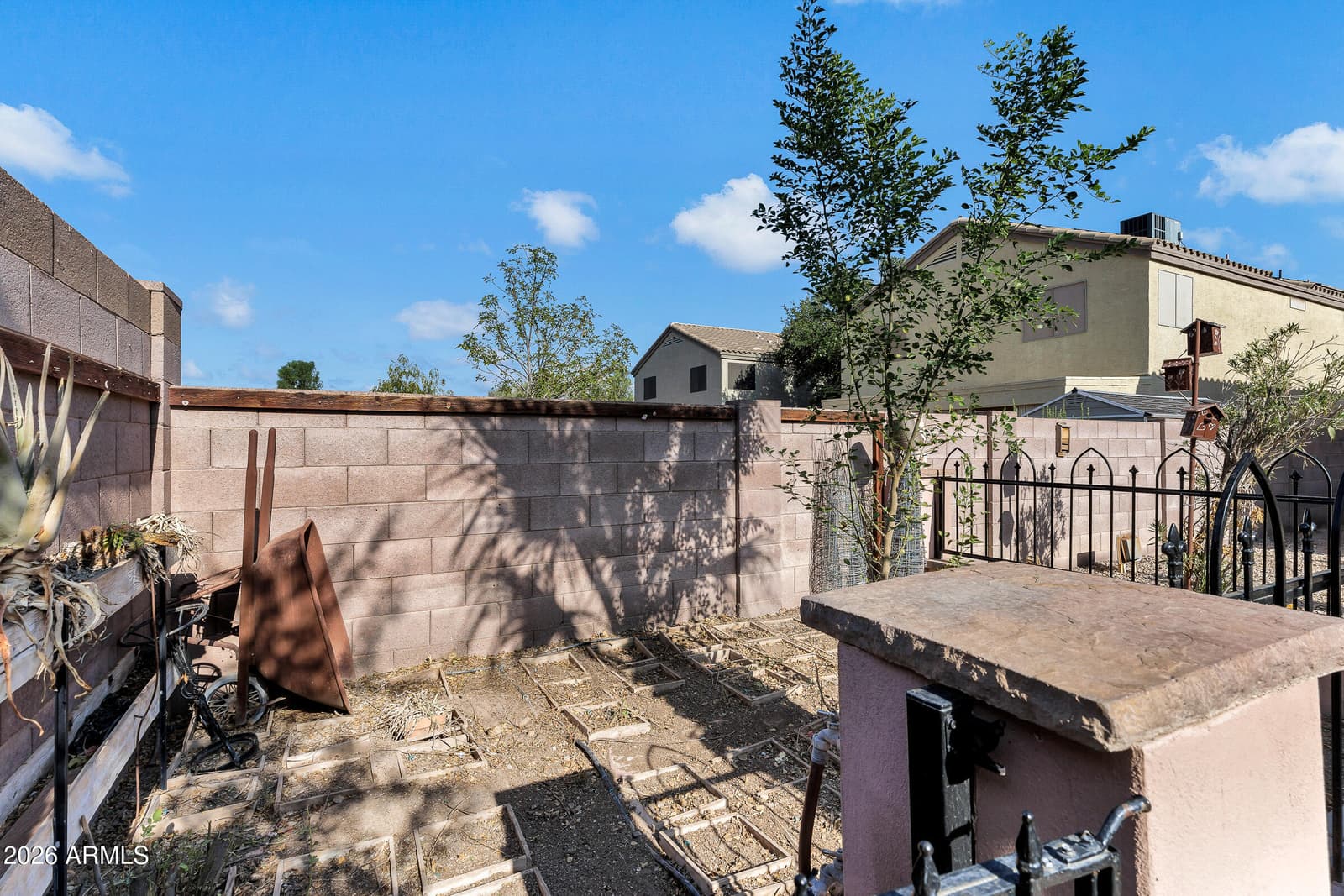 6790 E QUIET RETREAT, Florence, AZ 85132 — photo 39 of 44