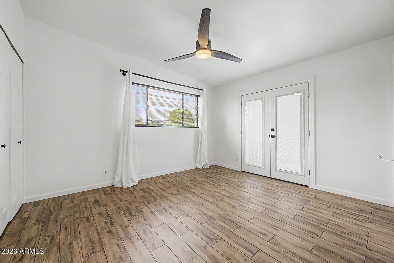 433 E BEATRYCE Street, Tempe, AZ 85288 — photo 10 of 27