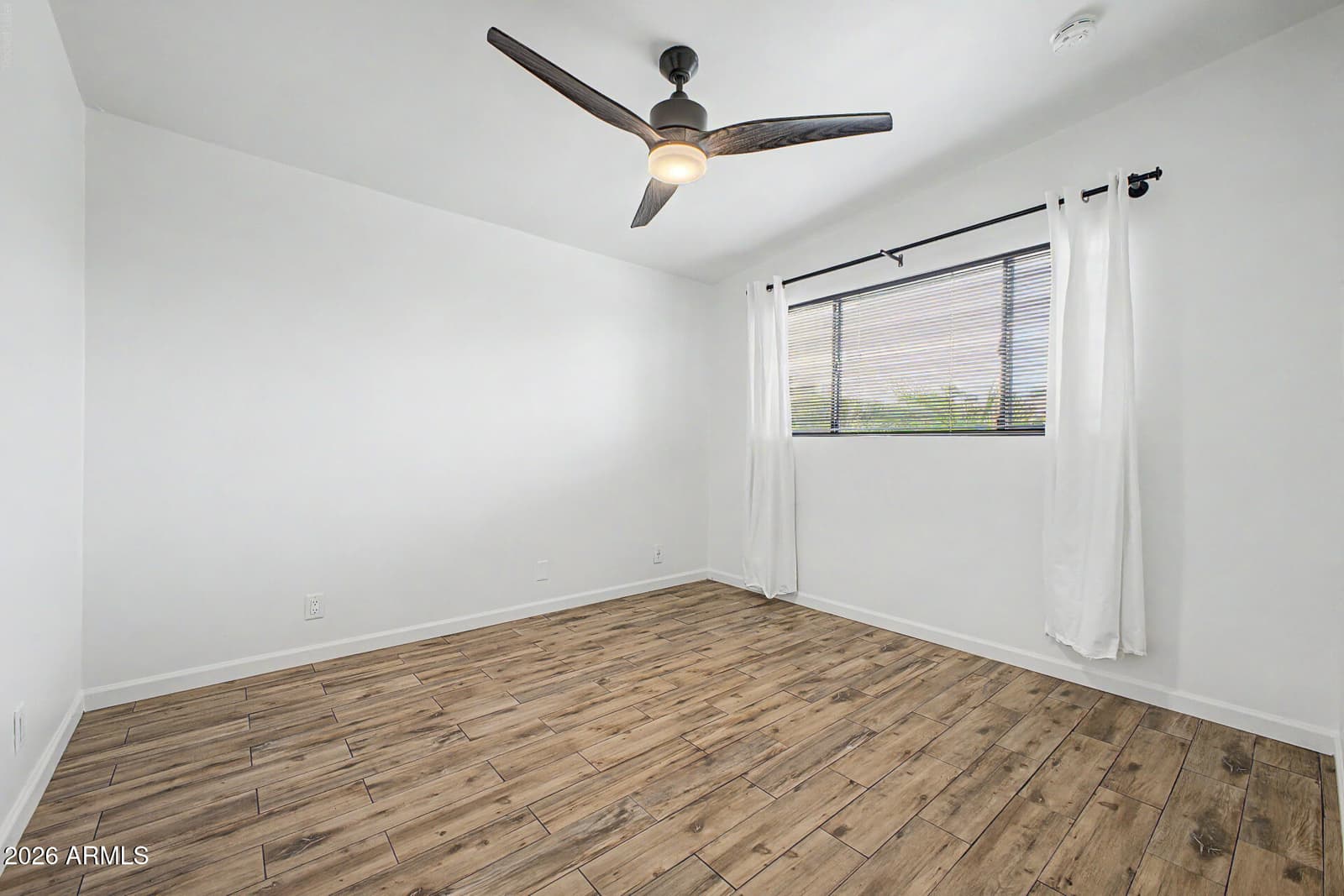 433 E BEATRYCE Street, Tempe, AZ 85288 — photo 15 of 27