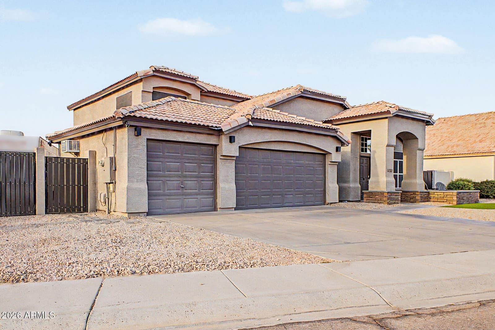 4730 E THUNDERHILL Place, Phoenix, AZ 85044 — photo 4 of 45