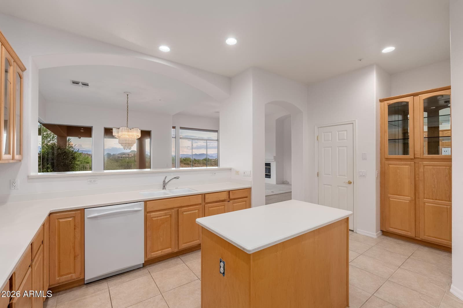 14311 N SAGEBRUSH Lane, Fountain Hills, AZ 85268 — photo 14 of 70