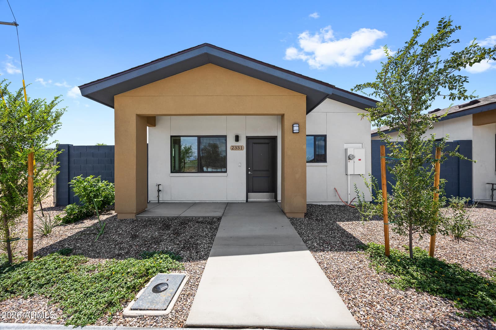 2331 E MCARTHUR Drive, Tempe, AZ 85288 — photo 1 of 30