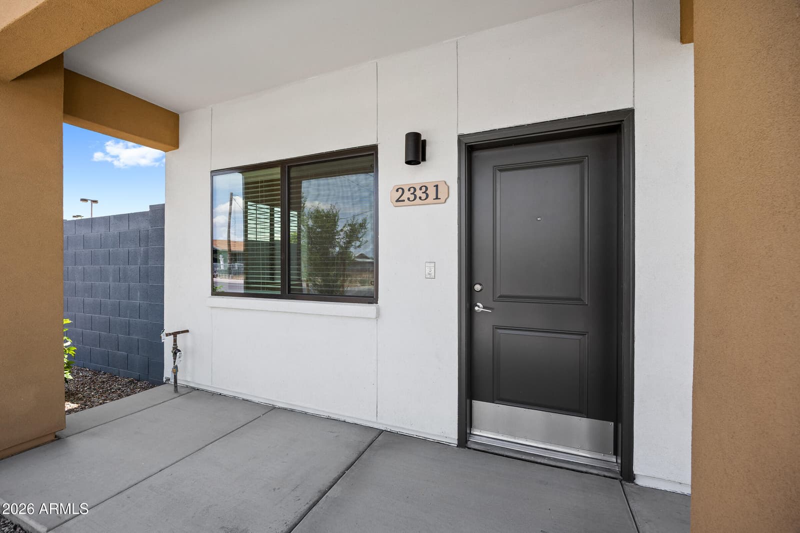 2331 E MCARTHUR Drive, Tempe, AZ 85288 — photo 4 of 30
