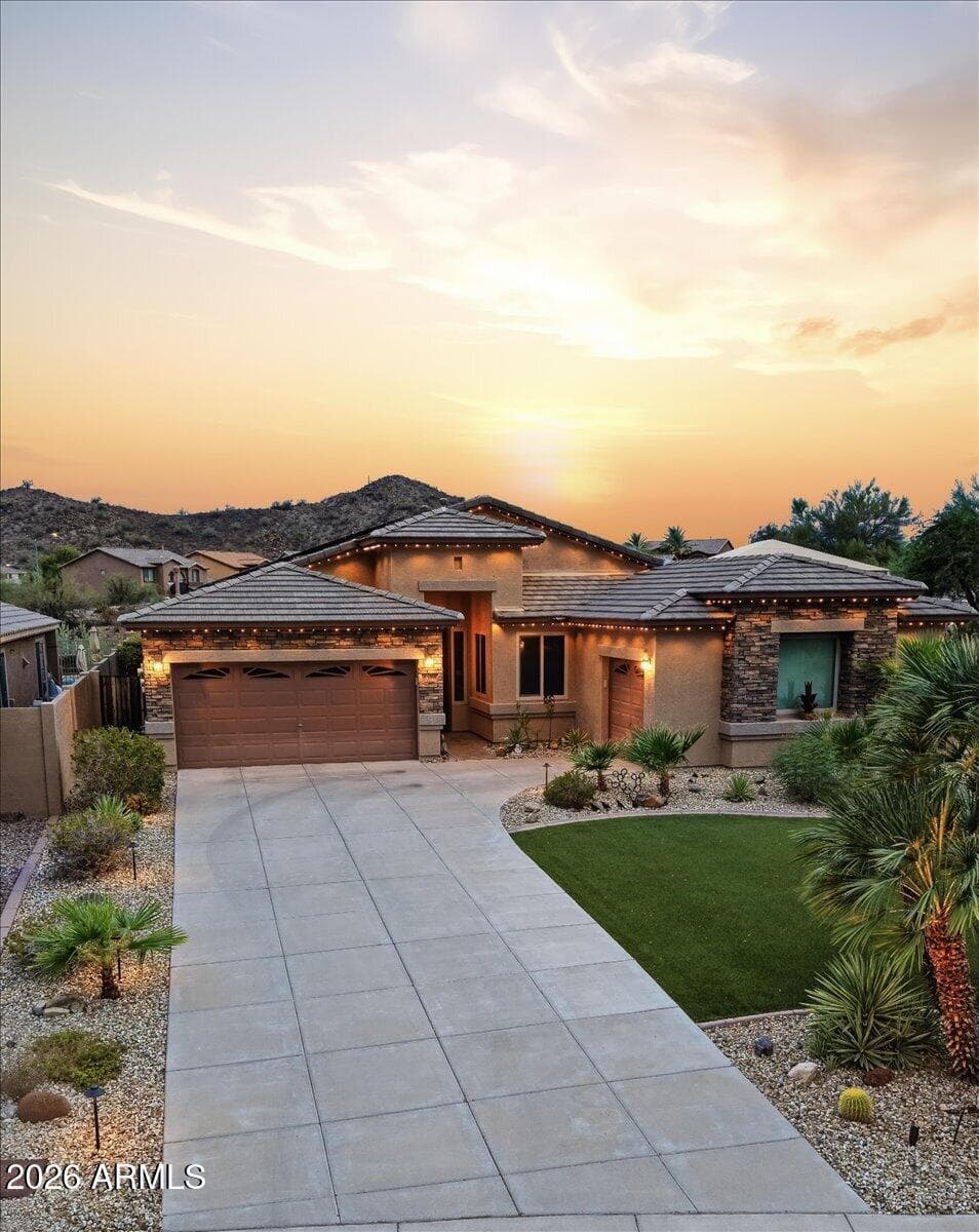 6539 W GAMBIT Trail, Phoenix, AZ 85083 — photo 1 of 44