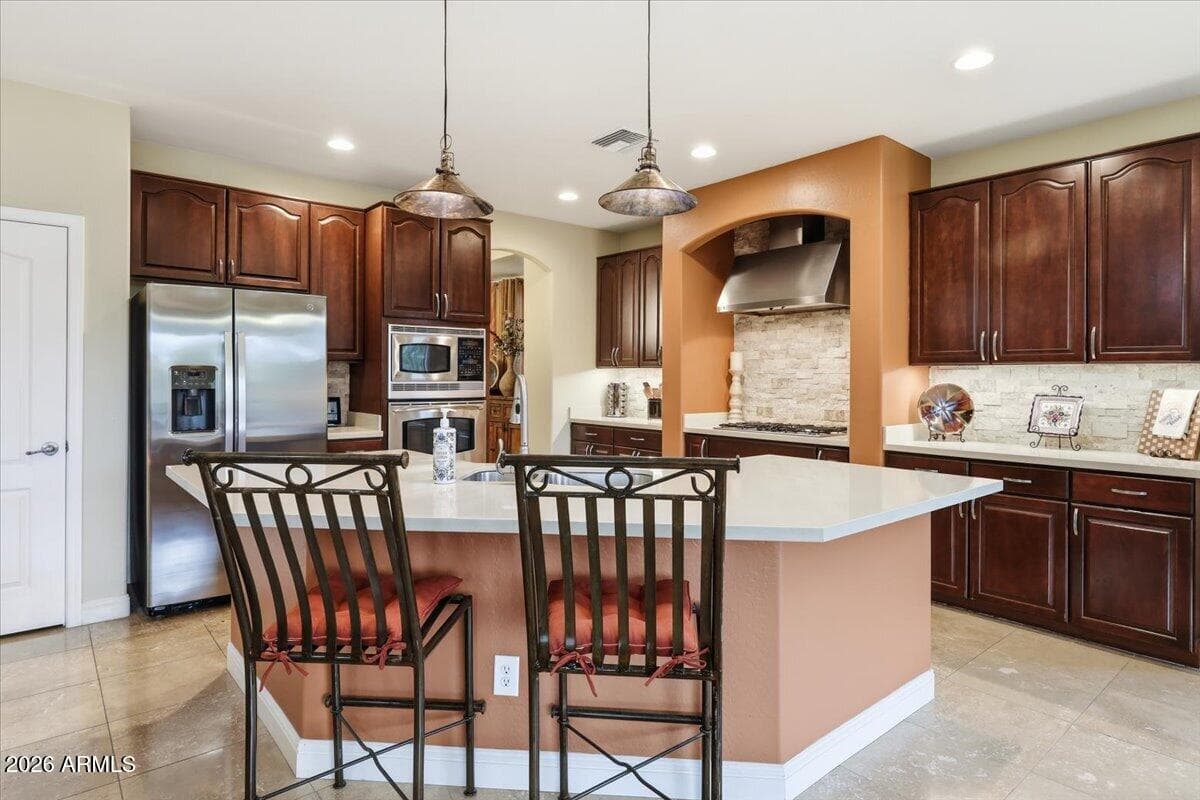6539 W GAMBIT Trail, Phoenix, AZ 85083 — photo 9 of 44