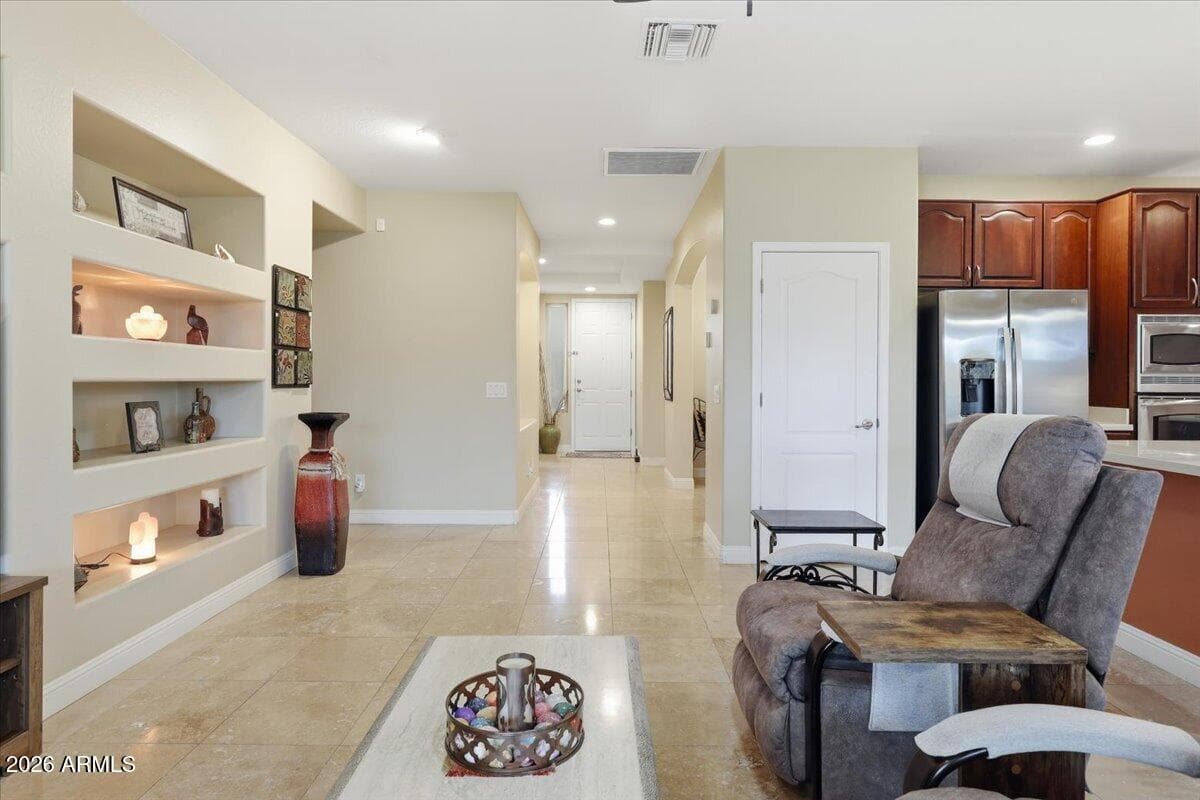 6539 W GAMBIT Trail, Phoenix, AZ 85083 — photo 6 of 44