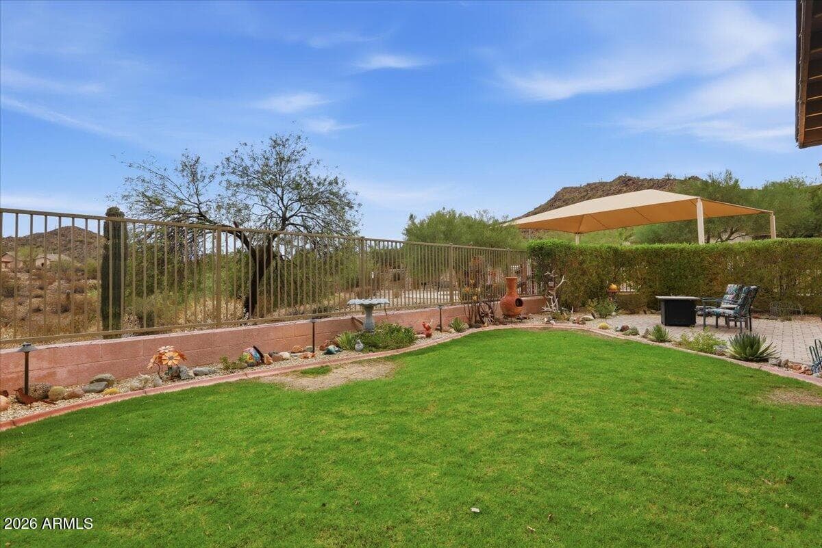 6539 W GAMBIT Trail, Phoenix, AZ 85083 — photo 43 of 44