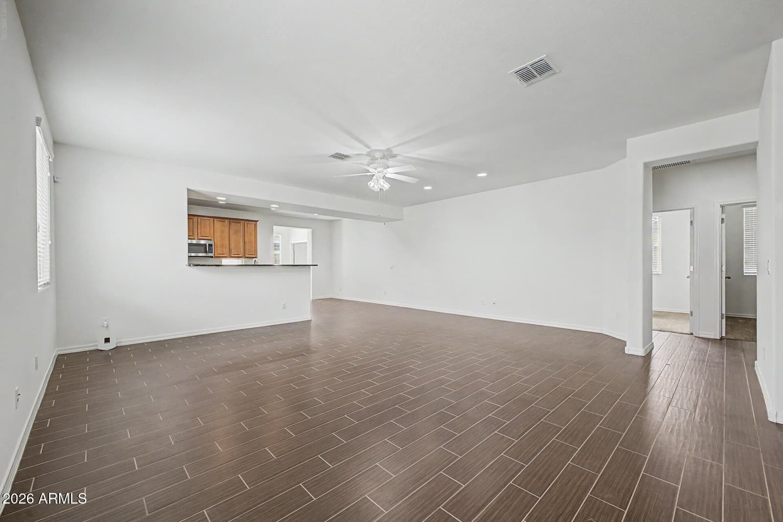 859 E ABERDEEN Drive, Gilbert, AZ 85298 — photo 4 of 43