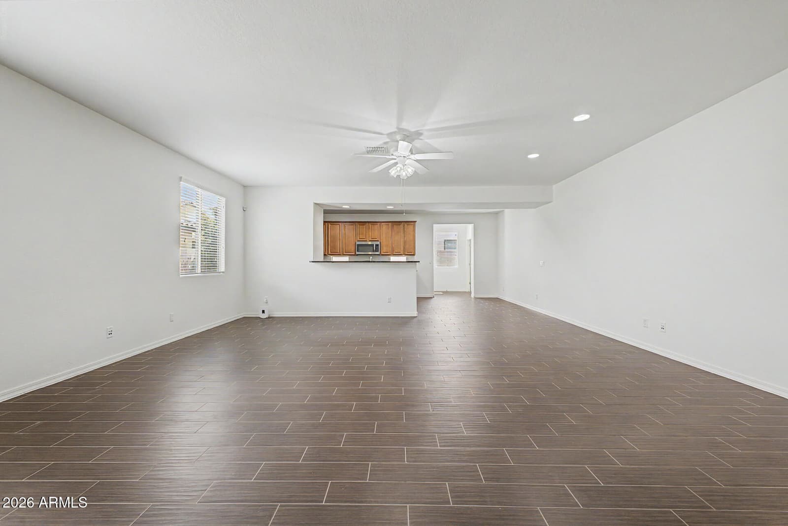 859 E ABERDEEN Drive, Gilbert, AZ 85298 — photo 5 of 43