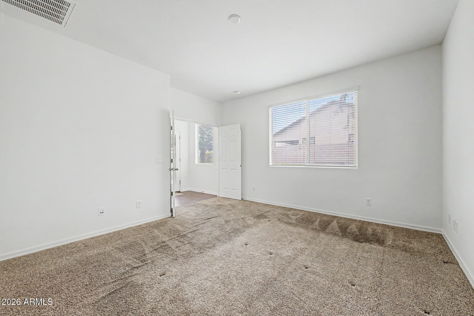 859 E ABERDEEN Drive, Gilbert, AZ 85298 — photo 10 of 43