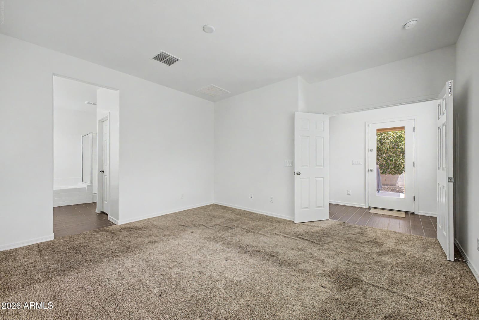 859 E ABERDEEN Drive, Gilbert, AZ 85298 — photo 11 of 43