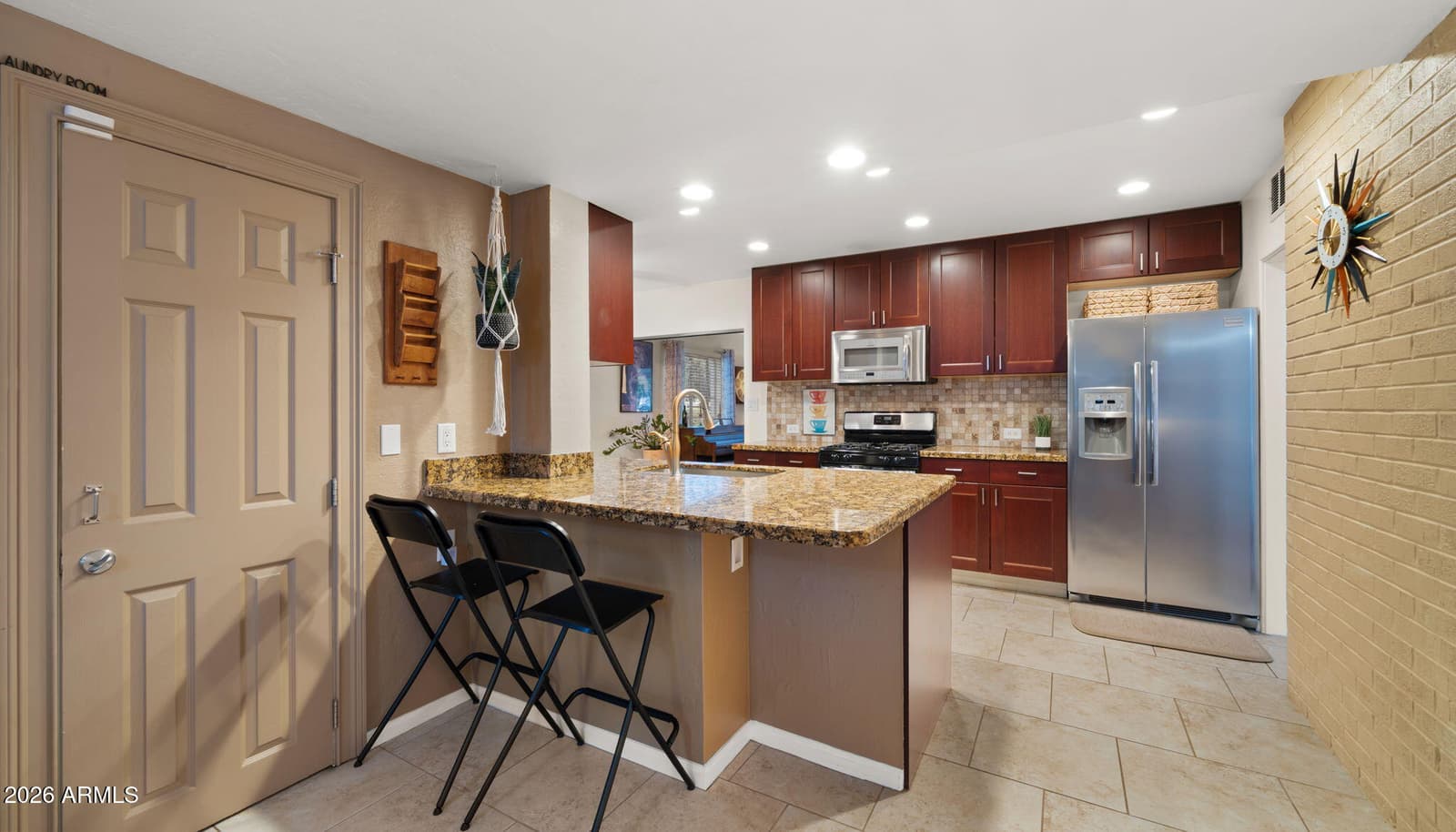 218 W ROMA Avenue, Phoenix, AZ 85013 — photo 12 of 46