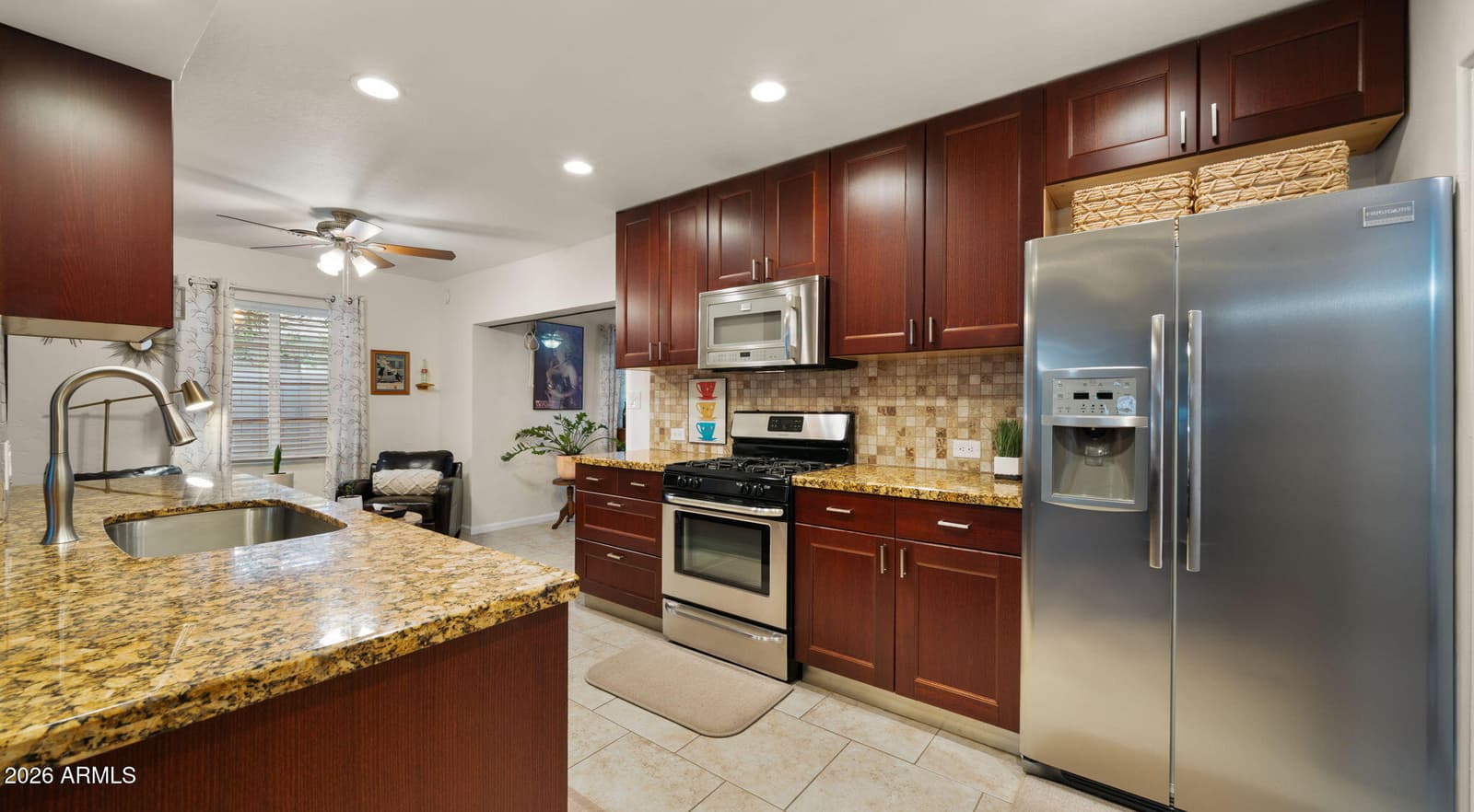 218 W ROMA Avenue, Phoenix, AZ 85013 — photo 11 of 46
