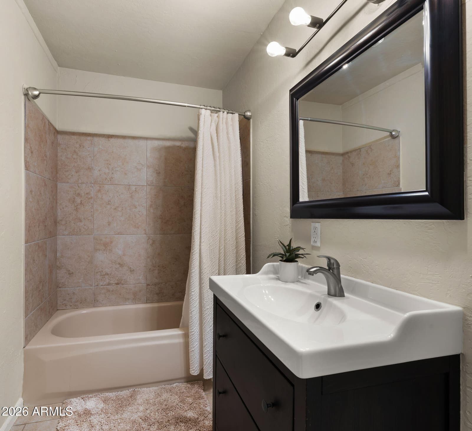 218 W ROMA Avenue, Phoenix, AZ 85013 — photo 38 of 46
