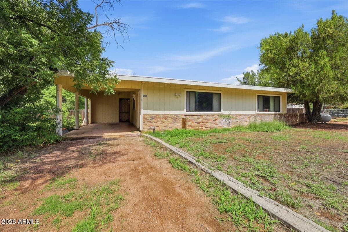4010 E MEADOW Lane, Rimrock, AZ 86335 — photo 4 of 39