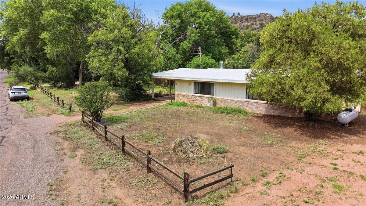 4010 E MEADOW Lane, Rimrock, AZ 86335 — photo 35 of 39