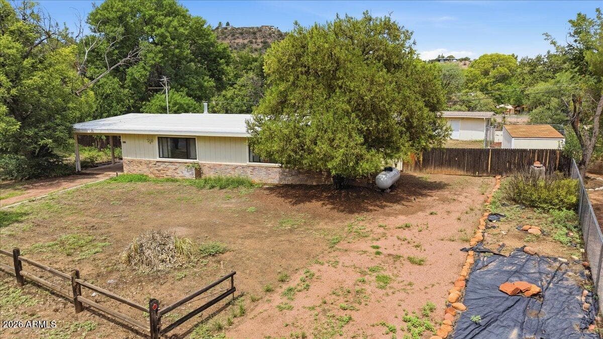 4010 E MEADOW Lane, Rimrock, AZ 86335 — photo 34 of 39