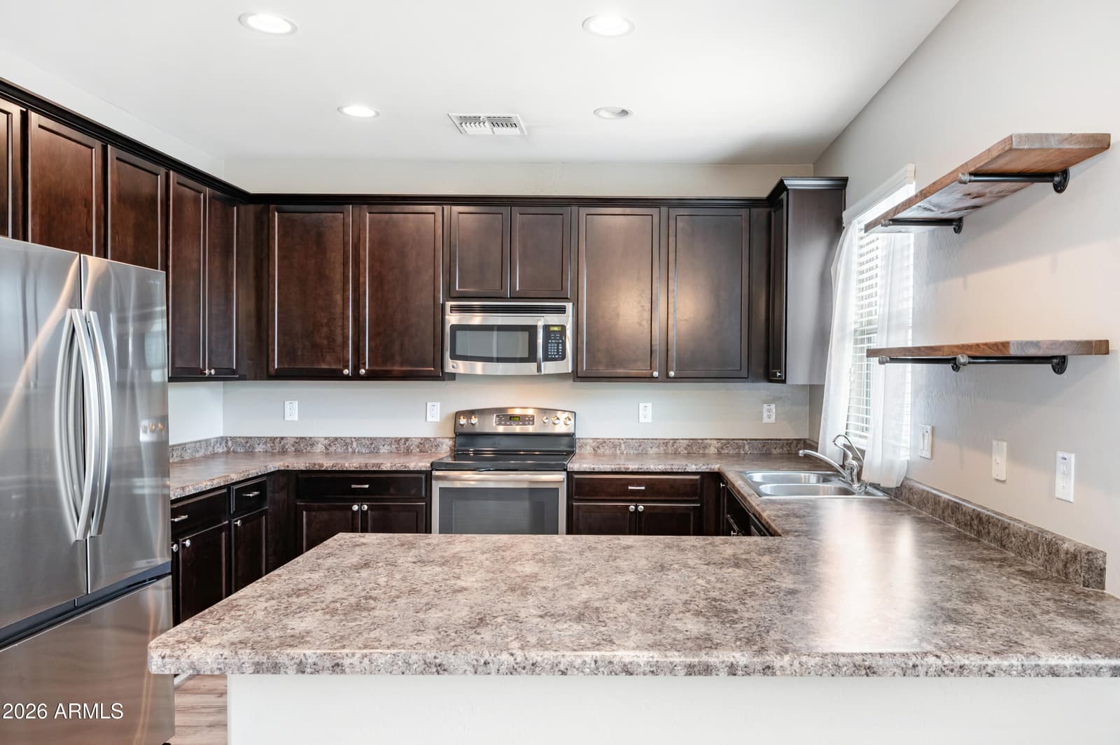 7755 W PALM Lane, Phoenix, AZ 85035 — photo 17 of 50