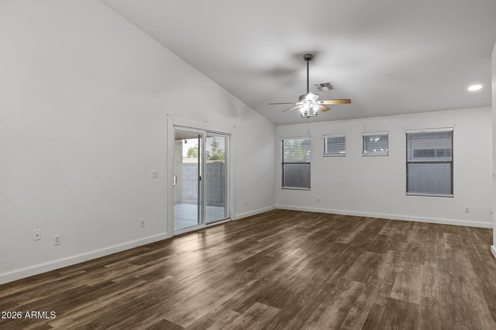 10961 W LOMA Lane, Peoria, AZ 85345 — photo 5 of 18