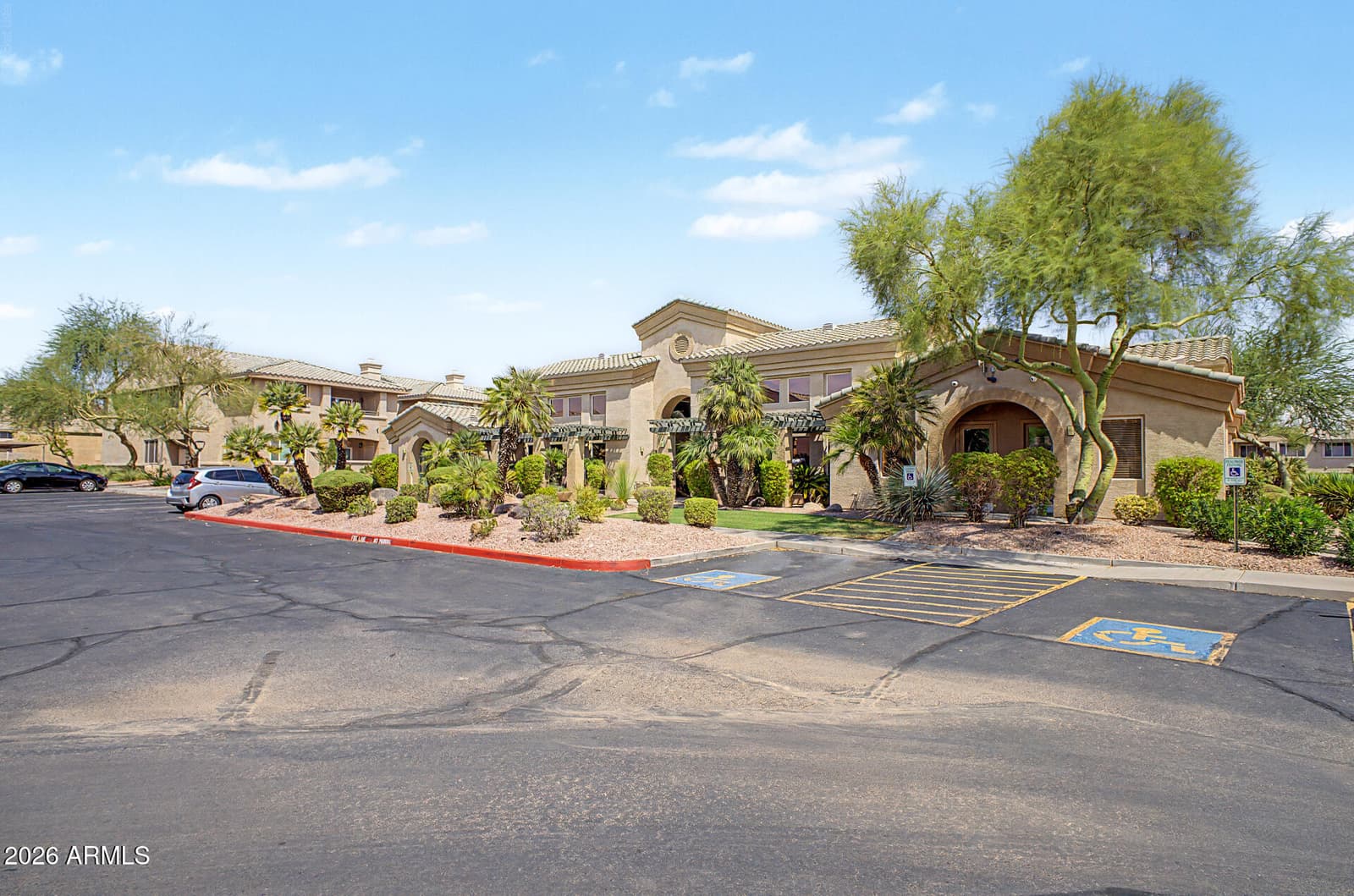 16013 S DESERT FOOTHILLS Parkway 2055, Phoenix, AZ 85048 — photo 34 of 36