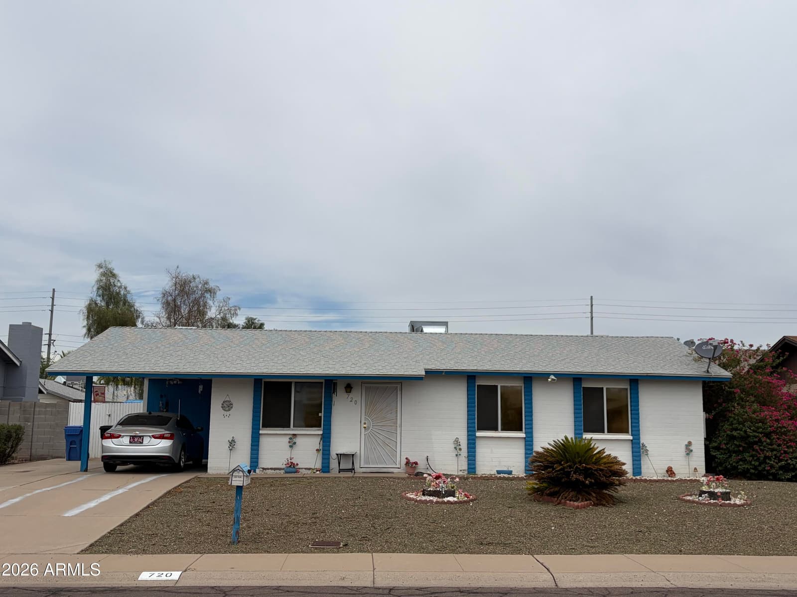 720 W WAGONER Road, Phoenix, AZ 85023 — photo 1 of 20