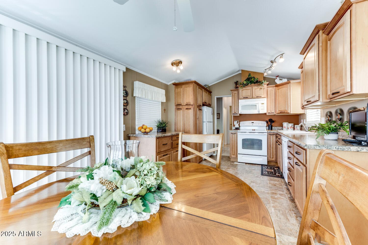 17200 W BELL Road 866, Surprise, AZ 85374 — photo 8 of 34
