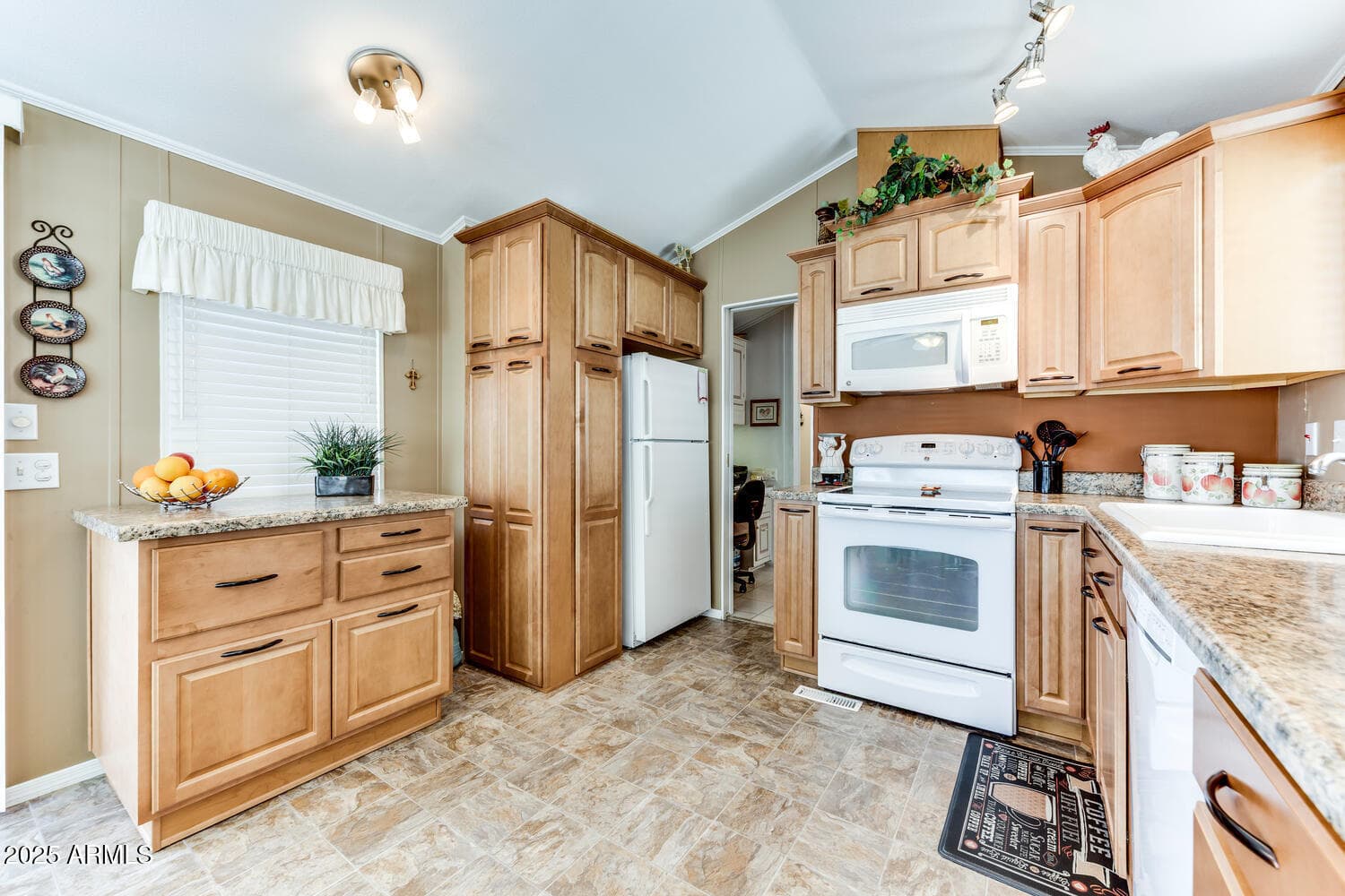 17200 W BELL Road 866, Surprise, AZ 85374 — photo 9 of 34