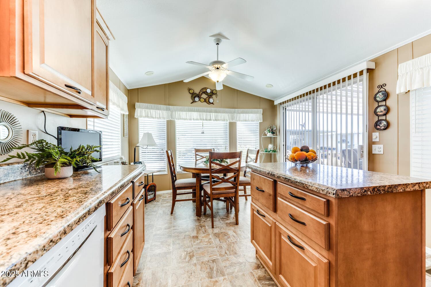 17200 W BELL Road 866, Surprise, AZ 85374 — photo 11 of 34
