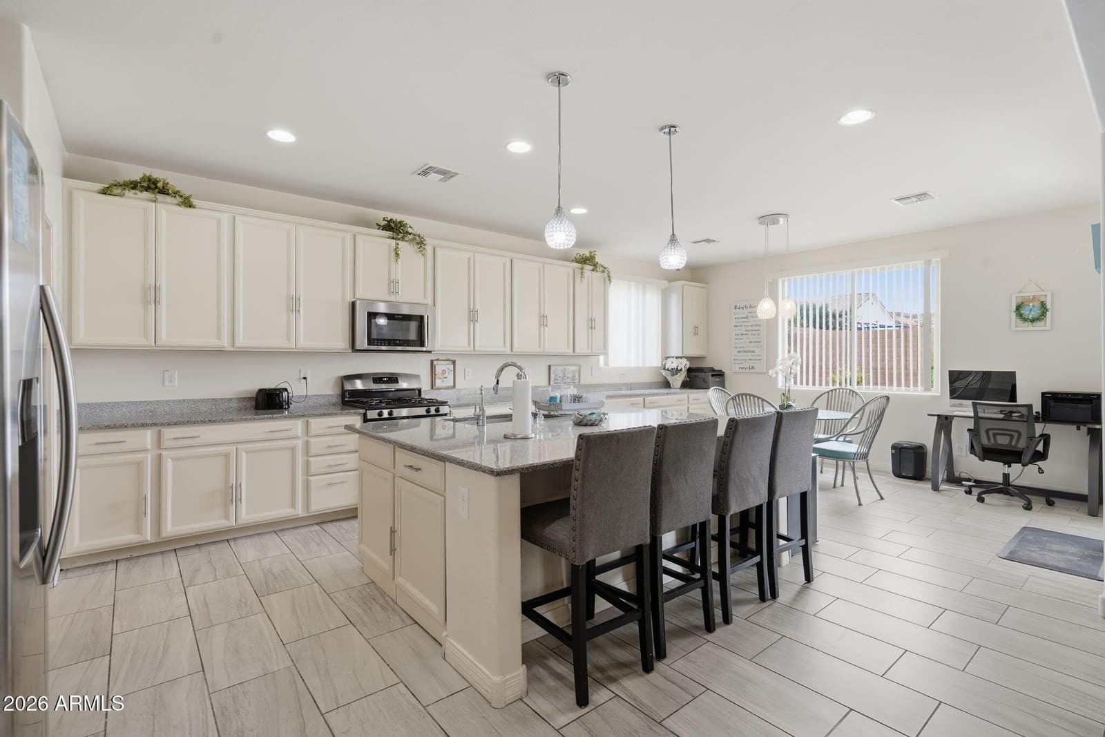 4515 W PEARCE Road, Laveen, AZ 85339 — photo 11 of 19