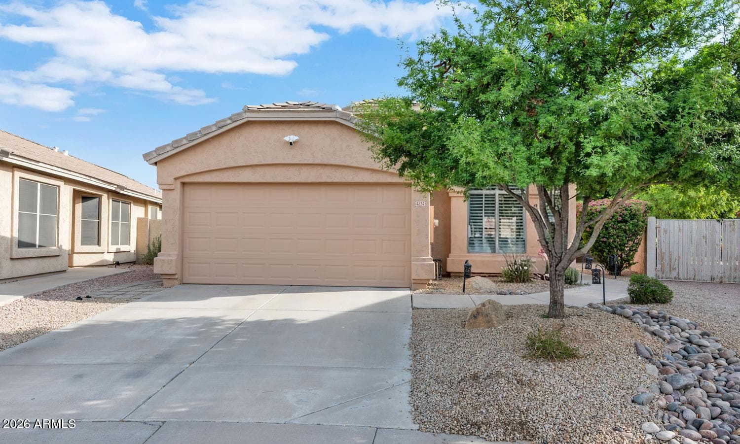 4834 E MOSSMAN Road, Phoenix, AZ 85054 — photo 1 of 44