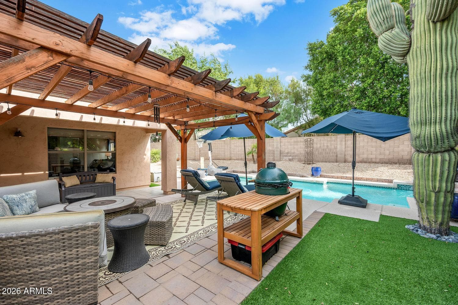 4834 E MOSSMAN Road, Phoenix, AZ 85054 — photo 29 of 44
