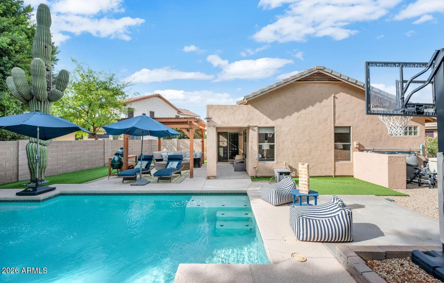 4834 E MOSSMAN Road, Phoenix, AZ 85054 — photo 34 of 44