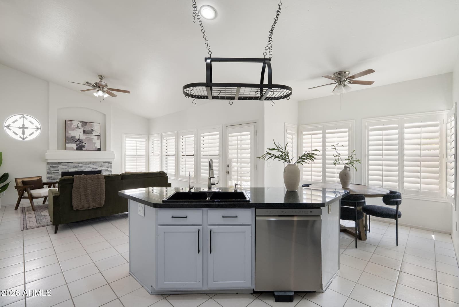 12315 N 53rd Drive, Glendale, AZ 85304 — photo 14 of 39