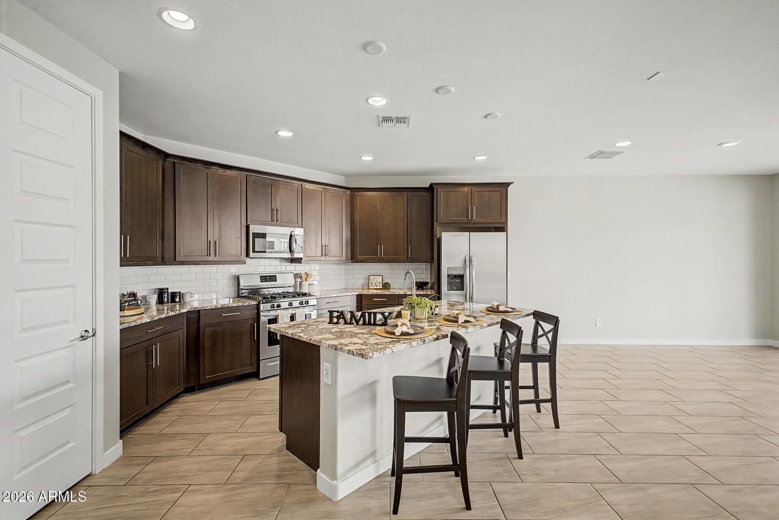 2250 E CITADEL Drive, Gilbert, AZ 85298 — photo 14 of 62