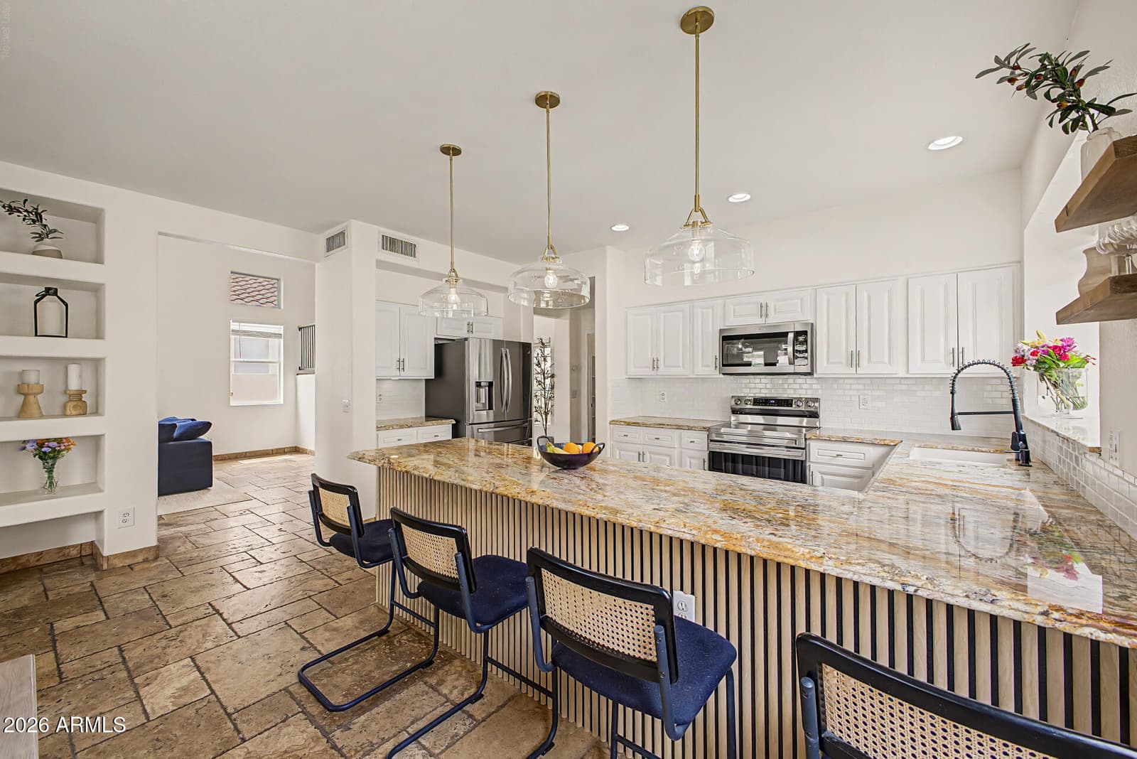 991 N Rush Street, Chandler, AZ 85226 — photo 4 of 32