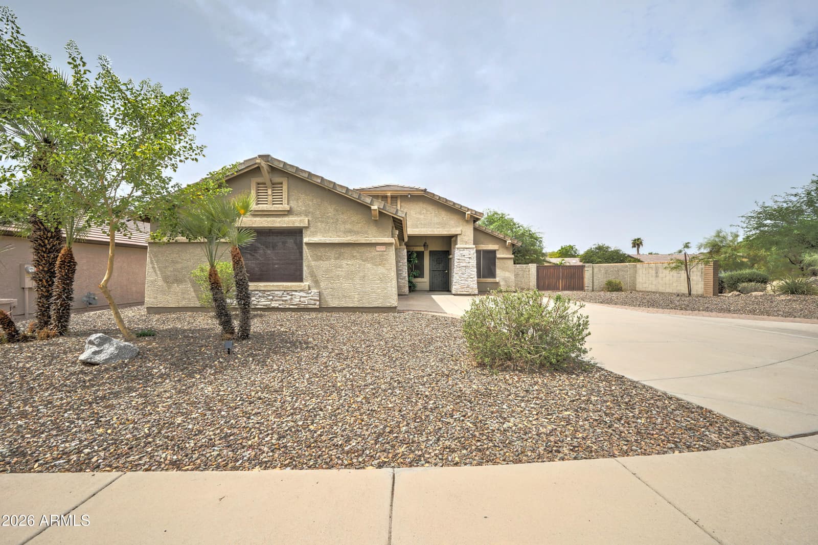 26024 N 41ST Avenue, Phoenix, AZ 85083 — photo 1 of 40