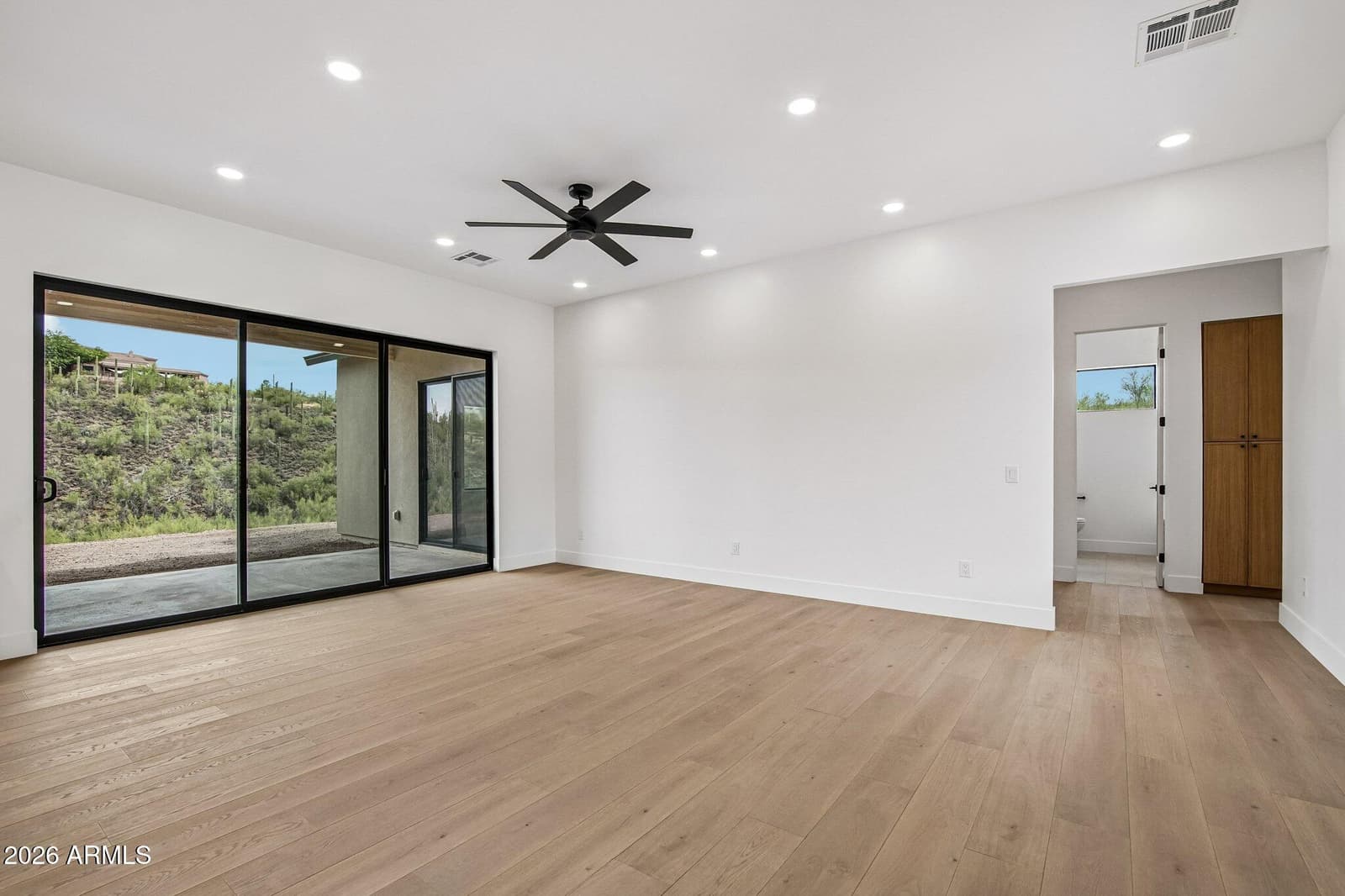 2246 E MANANA Road, New River, AZ 85087 — photo 5 of 51