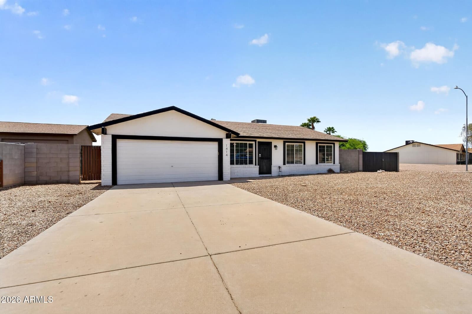 1414 N Rowen Circle, Mesa, AZ 85207 — photo 4 of 49
