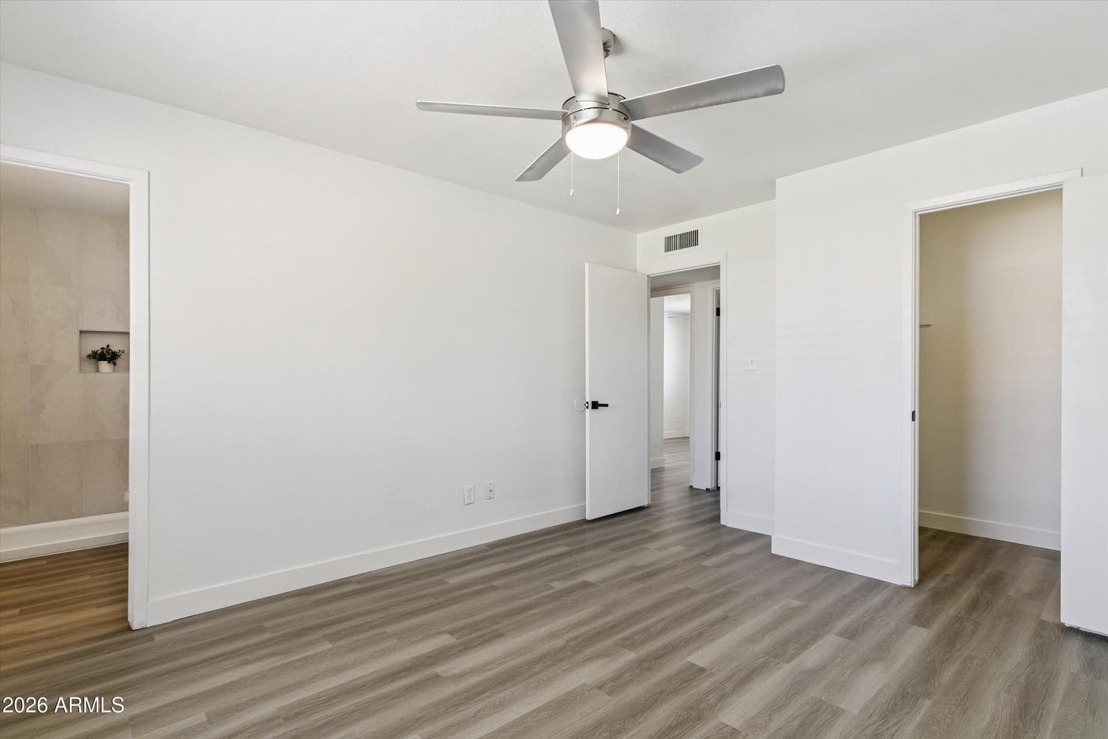 3020 W HARTFORD Drive, Phoenix, AZ 85053 — photo 20 of 32