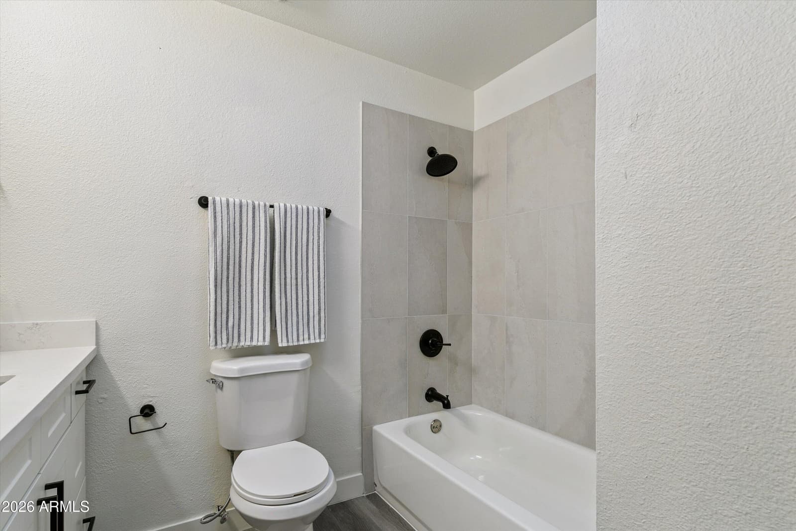 3020 W HARTFORD Drive, Phoenix, AZ 85053 — photo 30 of 32