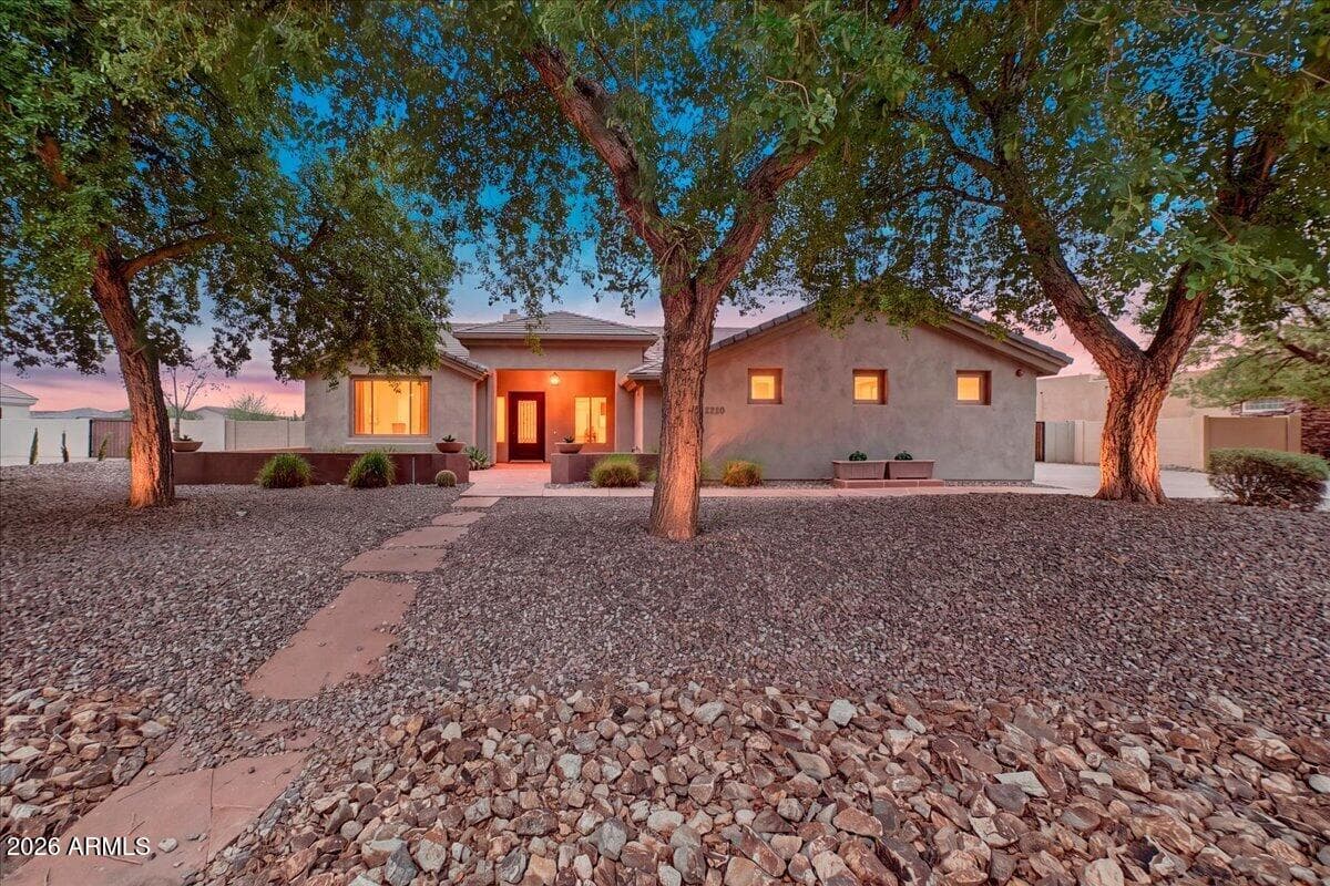 5220 N 180TH Lane, Litchfield Park, AZ 85340
