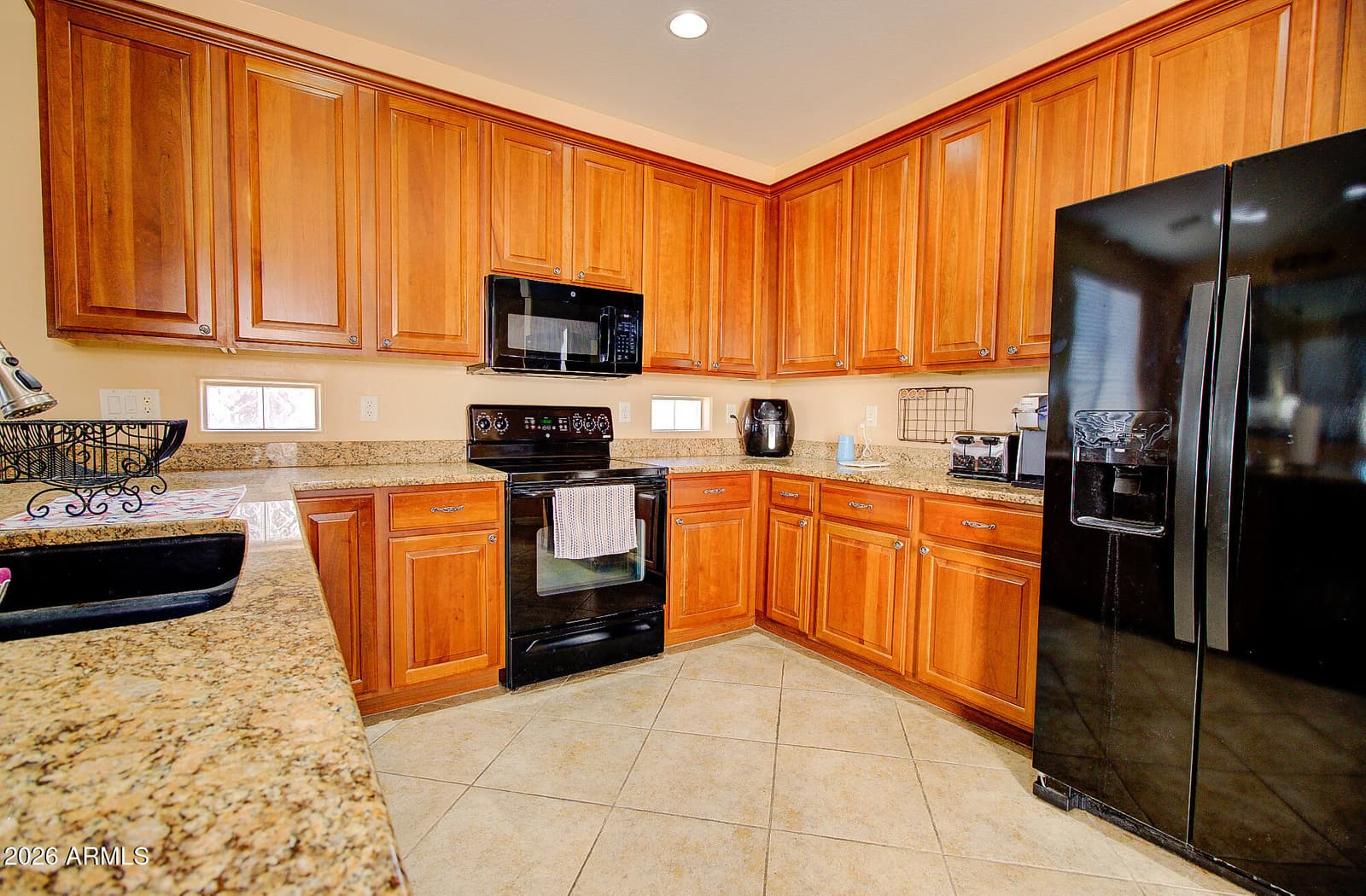 3183 N DESERT HORIZONS Lane, Casa Grande, AZ 85122 — photo 13 of 33